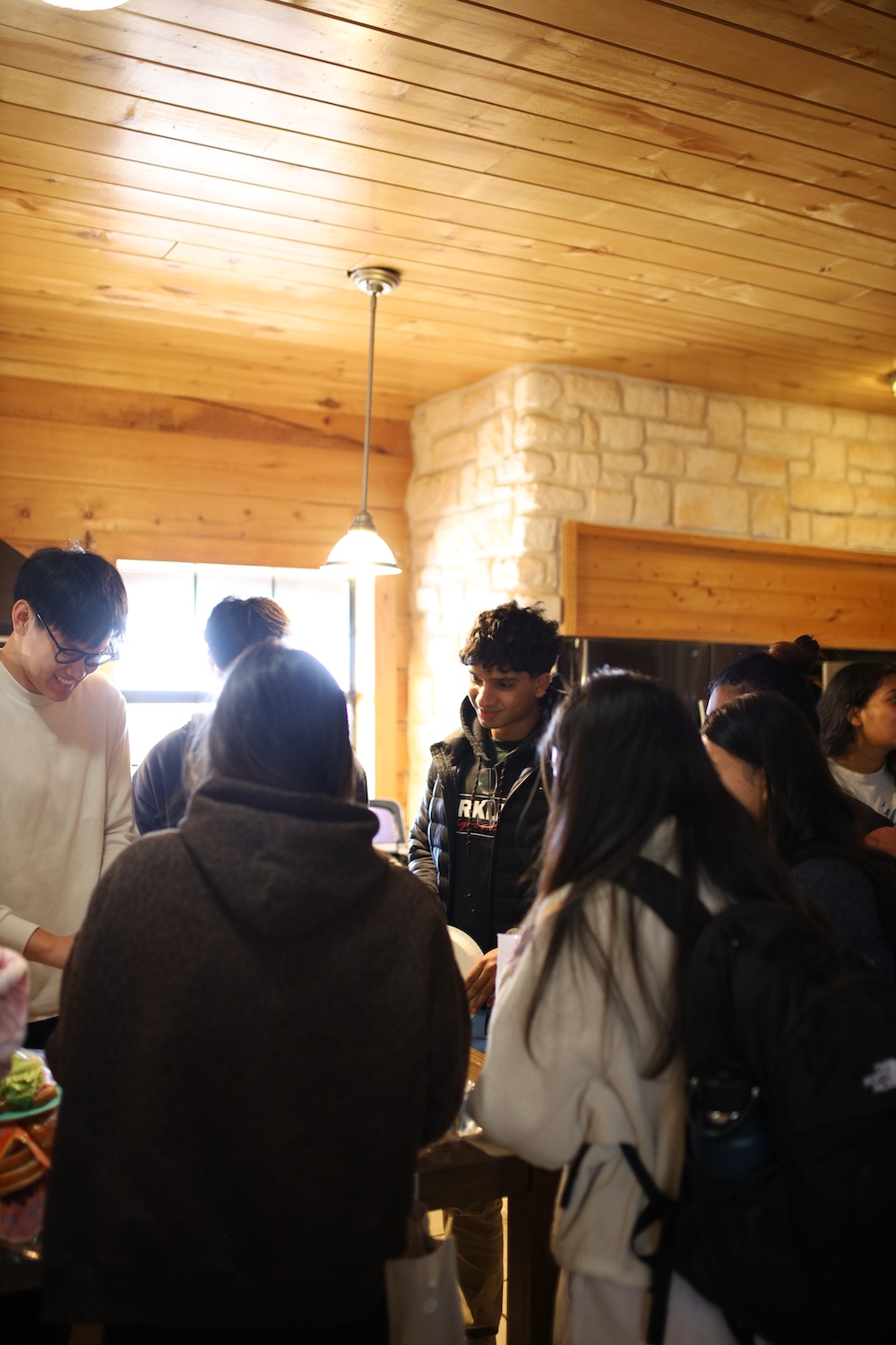 College: Pre-Worship Night Potluck>